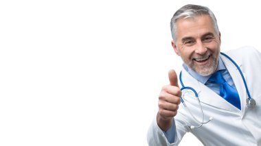 Pierpont Langley olgun gülümseyerek poz ve bir Yaşasın vererek doktor