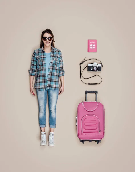 Lifelike Smiling Tourist Female Human Doll Accessories Camera Trolley Case — Stock Photo, Image