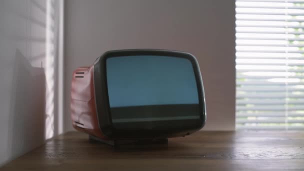 Vintage Televize Tabulce Která Zobrazuje Statický Šum Obrazovce Retro Oživení — Stock video