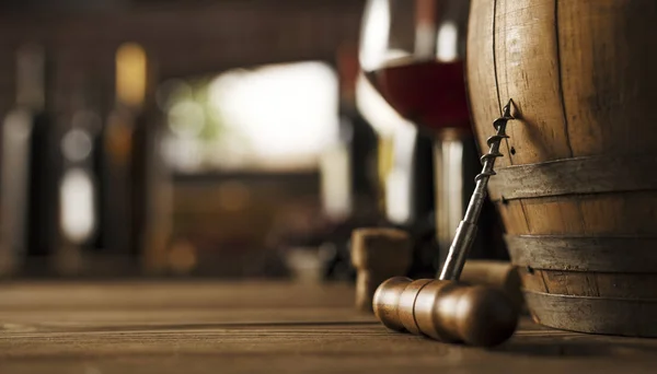 Wine tasting in the cellar and vintage corkscrew — Stock Photo, Image