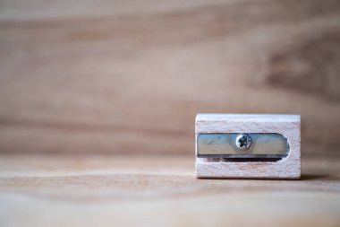 Ahşap üzerine kalemtıraş