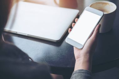 Akıllı telefon alay