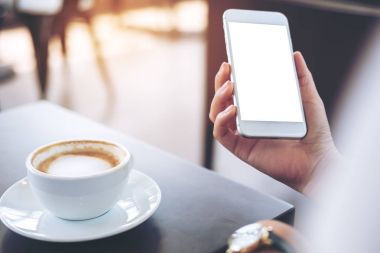 Akıllı telefon alay