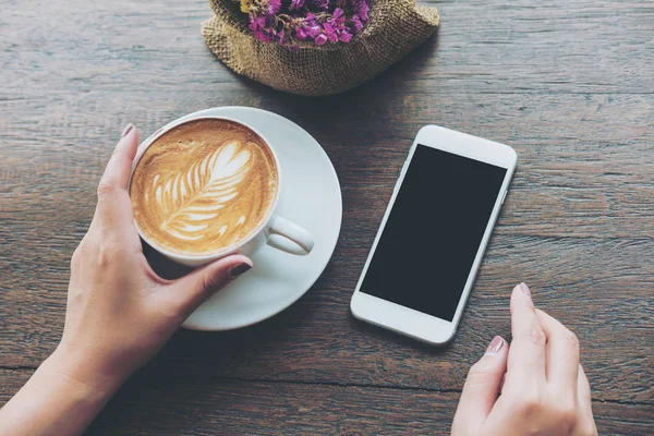 Akıllı telefon alay