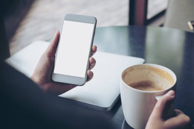 Akıllı telefon alay