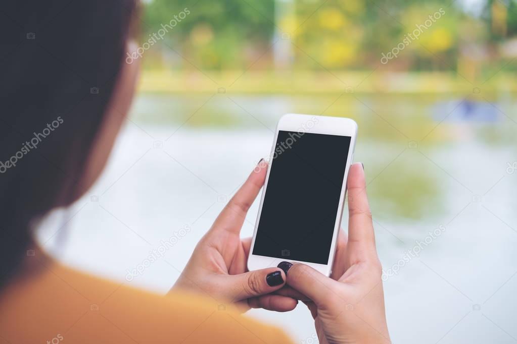 Woman using smart phone 