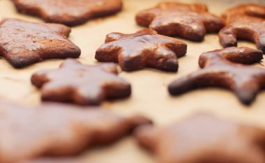 Hande geleneksel Noel pastaları yaptı..