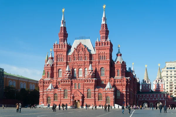 国家历史博物馆和莫斯科的 Iverian 教堂 — 图库照片