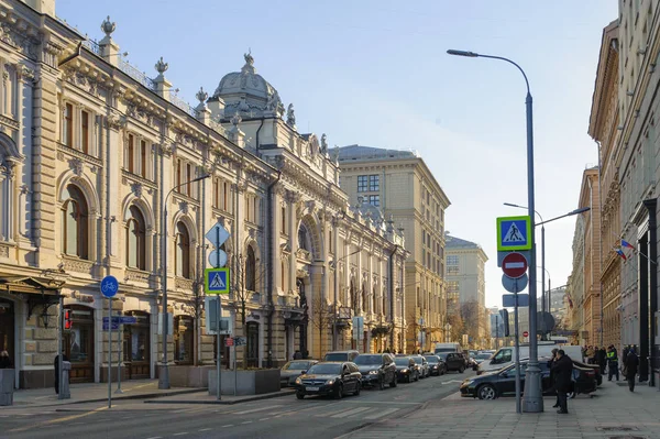 Bina ve Neglinnaya Streett 20 22 Kasım günü Sanduny hamamları