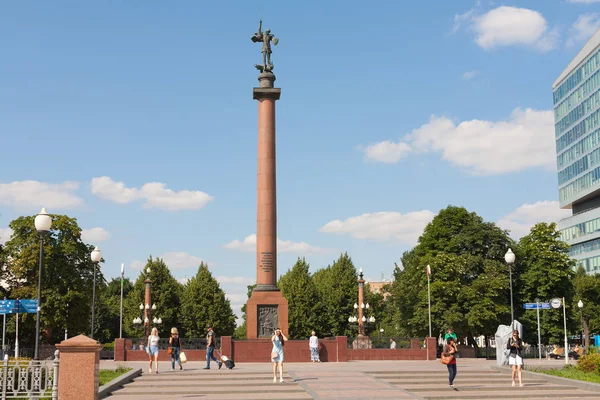 Trubnaya 正方形 12.08.2017 で殺された Polysemen の記念碑 — ストック写真