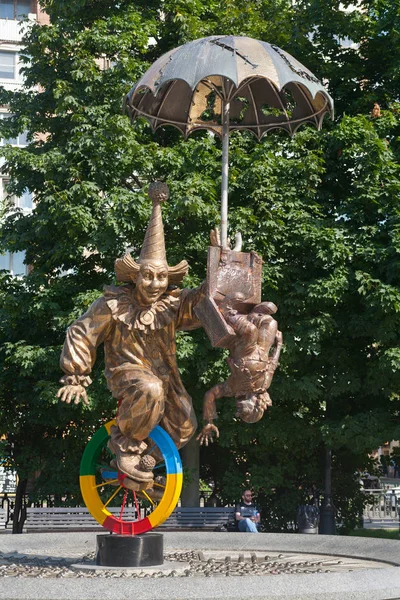 Скульптура клоунов на Цветном бульваре 12.08.2017 — стоковое фото