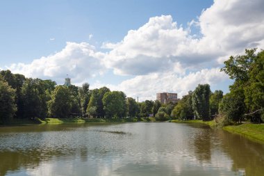 Moskova 21.07.2017 Catherine parkta gölet
