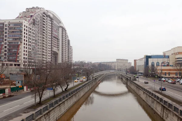 Moskau Russland März 2020 Jauza Fluss Und Wohnanlage Arco Sole — Stockfoto