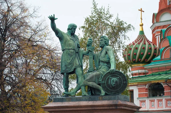 Moscow Russia October 2019 Monument Minin Pozharsky Pokrovsky Cathedral Red — Stockfoto