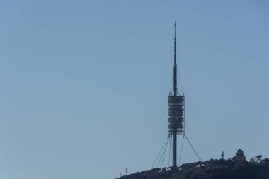 Collserola televizyon kulesi fromtibidabo. Barcelona, Katalonya, İspanya.