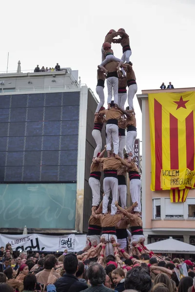 REUS, ESPAÑA - 23 DE ABRIL DE 2017: Castells Performance . — Foto de Stock