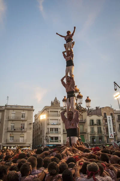 REUS, ESPAÑA - 01 de octubre de 2011: Castells Performance . — Foto de Stock