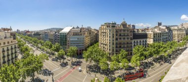 Ünlü sokak Passeig de Gracia Barcelona, İspanya
