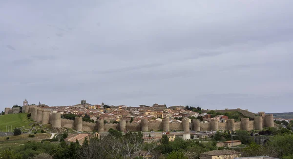 Panoramiczny widok na zabytkowe miasto Ávila, castilla y leon, Hiszpania — Zdjęcie stockowe