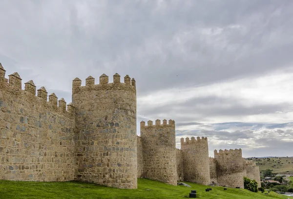 Mura della storica città di Avila, Castilla y Leon, Spagna — Foto Stock