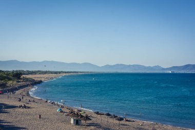 Sant Marti dempuries Beach'te Costa Brava küçük Köyü