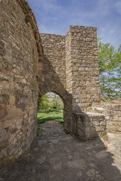 Arabisches Tor an den Wänden von medinaceli, Spanien — Stockfoto