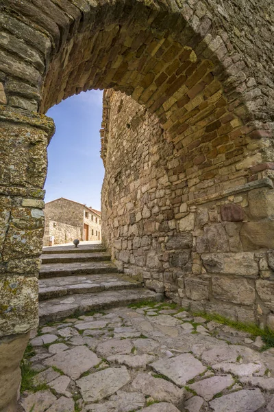 Arabisches Tor an den Wänden von medinaceli, Spanien — Stockfoto