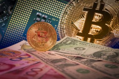 Finansal büyüme kavramı ile dolar ve yuan faturaları yukarıda altın bitcoin
