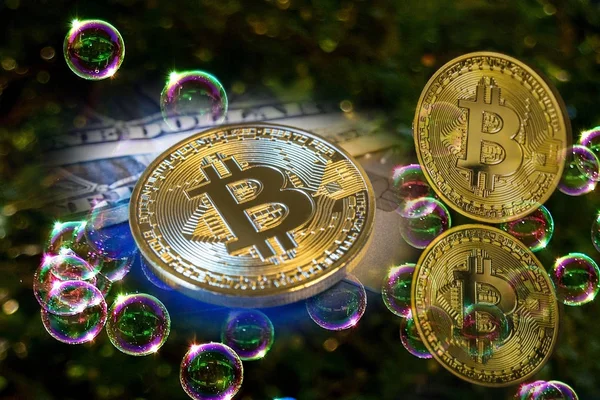 Bitcoin och ett koncept som såpbubblor — Stockfoto
