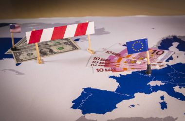 Amerika ve AB Haritası ile bir bariyer ayrılmış