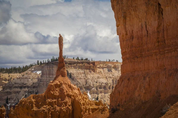 Thor 's hammer in bryce canyon — Stockfoto