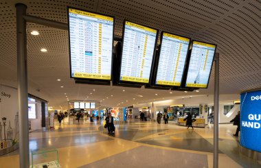 New York, 19 Kasım: Jfk New York Uluslararası Havaalanı 'nın 4 numaralı terminalinden kalkan uçakları gösteren görüntüler.