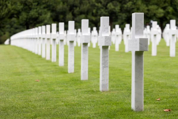 Soldados del cementerio americano de la Primera Guerra Mundial que murieron en la batalla de Verdún —  Fotos de Stock