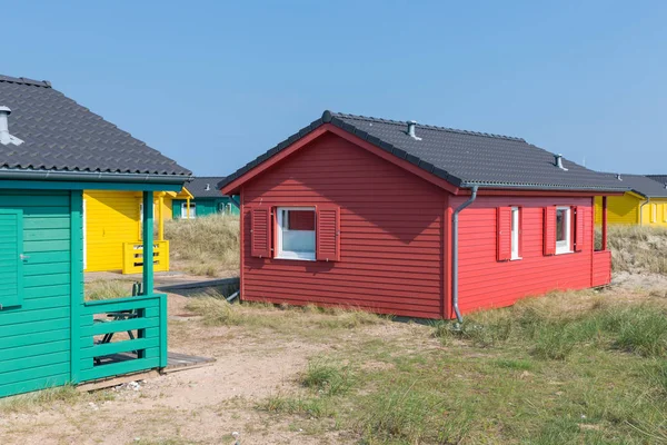 Plaj evleri, Kumul, Helgoland yakınındaki Alman ada — Stok fotoğraf