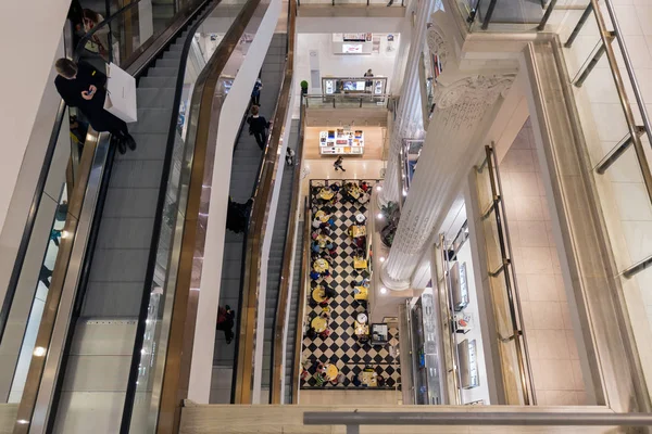 Stairwell with shopping people in Selfridges department store Lo — Stock Photo, Image