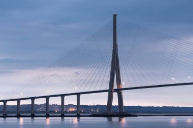 Pont de Normandie, Fransa Seine köprü gündoğumu manzaraya
