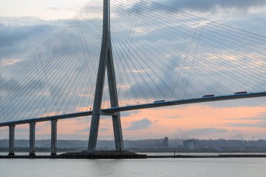 Pont de Normandie, Fransa Seine köprü gündoğumu manzaraya