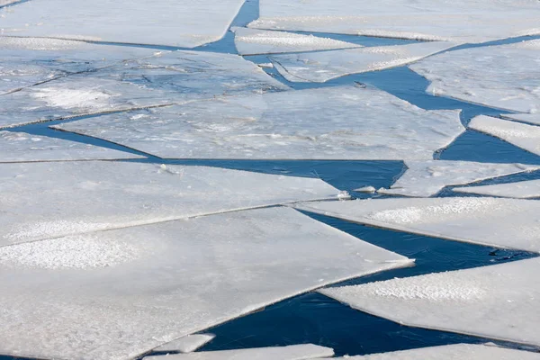 Mer gelée avec motif de floes de glace — Photo