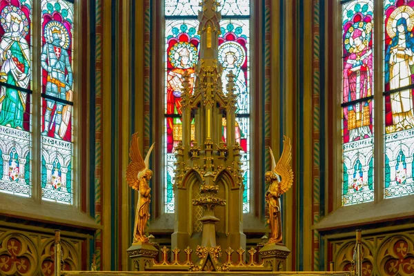 Interno Chiesa di Matthias nel quartiere Budas Castle di Budapest, Ungheria — Foto Stock