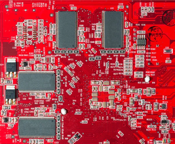 Circuito electrónico y detalles de chips en la tarjeta de vídeo del ordenador — Foto de Stock