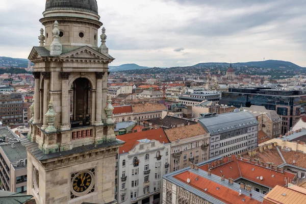 Letecký výhled na město z baziliky svatého Štěpána v Budapešti, Maďarsko — Stock fotografie