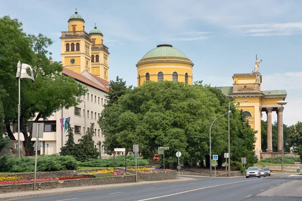 Cathedral Basilica also called Eger Cathedral in Eger, Hungary — Stock Photo, Image