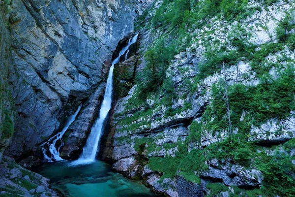 Mooie Savica Falls in Ukanc bij Bohinj — Stockfoto