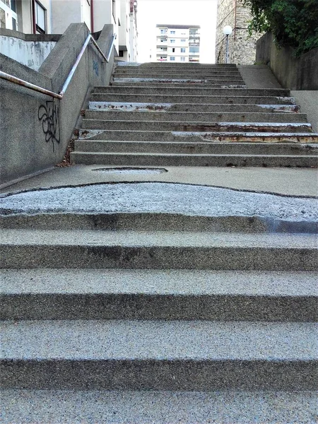 Escalier désolé non loin du centre-ville de Maribor — Photo