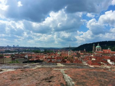 Castle hill Prag'dan şehir üzerinde göster