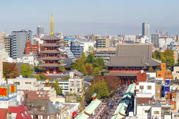 東京都 11月22日 浅草は日本の台東区に位置しています 浅草寺観光のために多くの観光客がここを訪問 — ストック写真