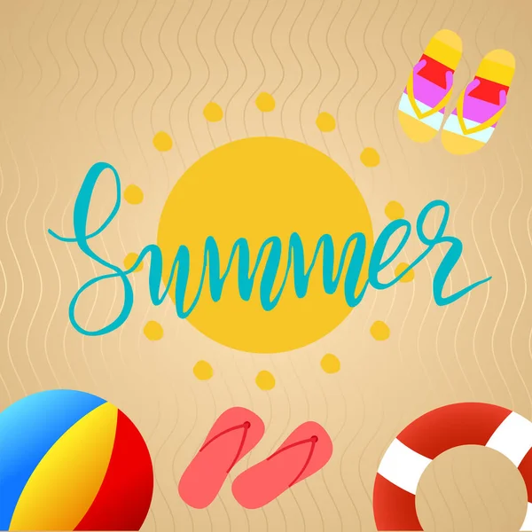 Deniz manzarası. Güzel yaz plajı geçmişi, kumsaldaki yaz aksesuarları.. 