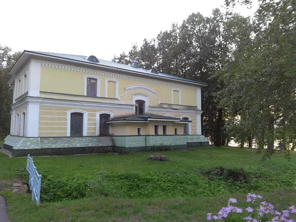 Дом Графа Гагарина Исторический Памятник Берегу Волги — стоковое фото