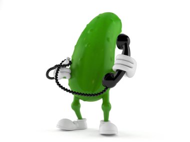 Salatalık karakteri bir telefon ahizesi tutuyor.