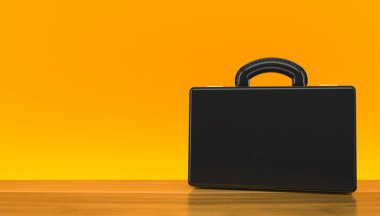 Turuncu arka planda çanta